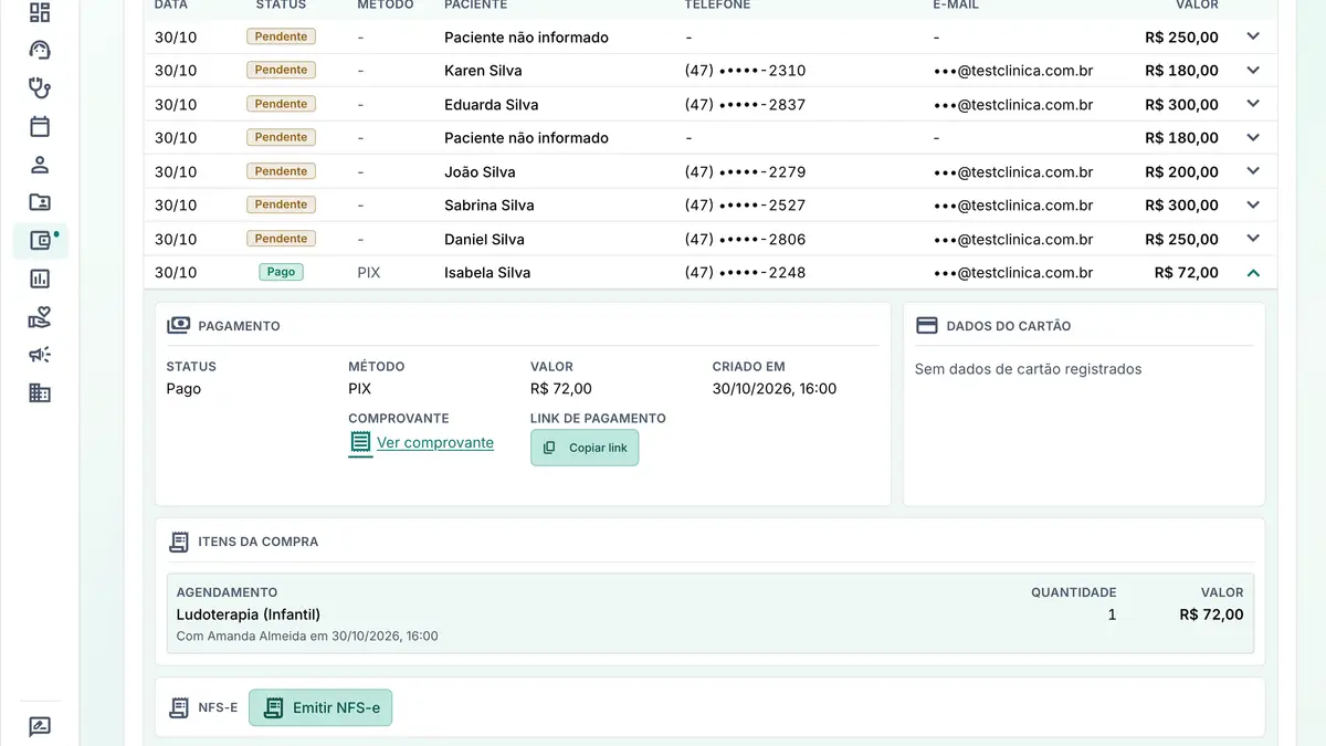 Detalhe de um pagamento por PIX no financeiro do CliniDeck, com o status pago, o valor e o atendimento